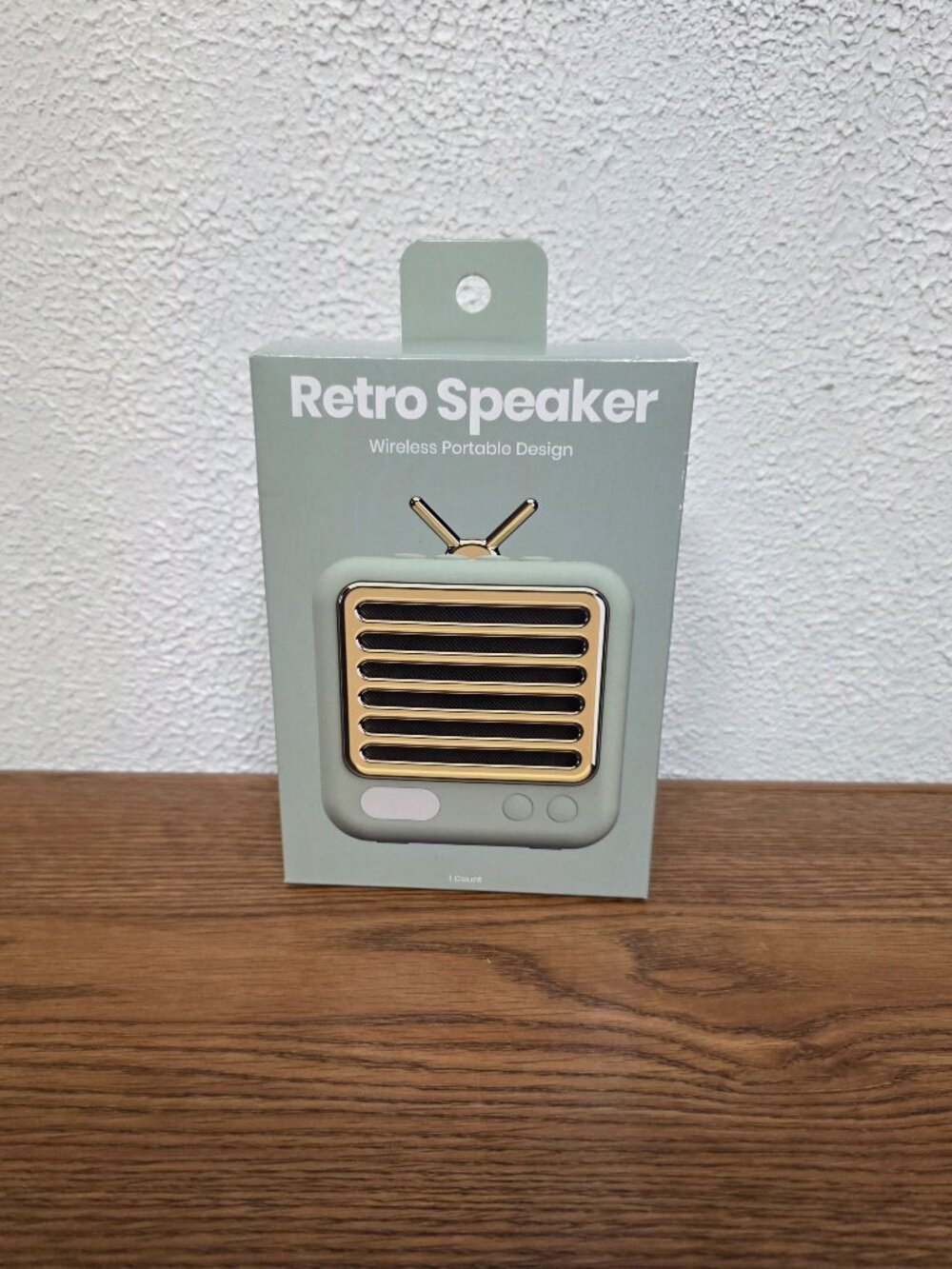 Electronics GEMS Novelty Wireless Retro Speaker - Vintage Television Design New